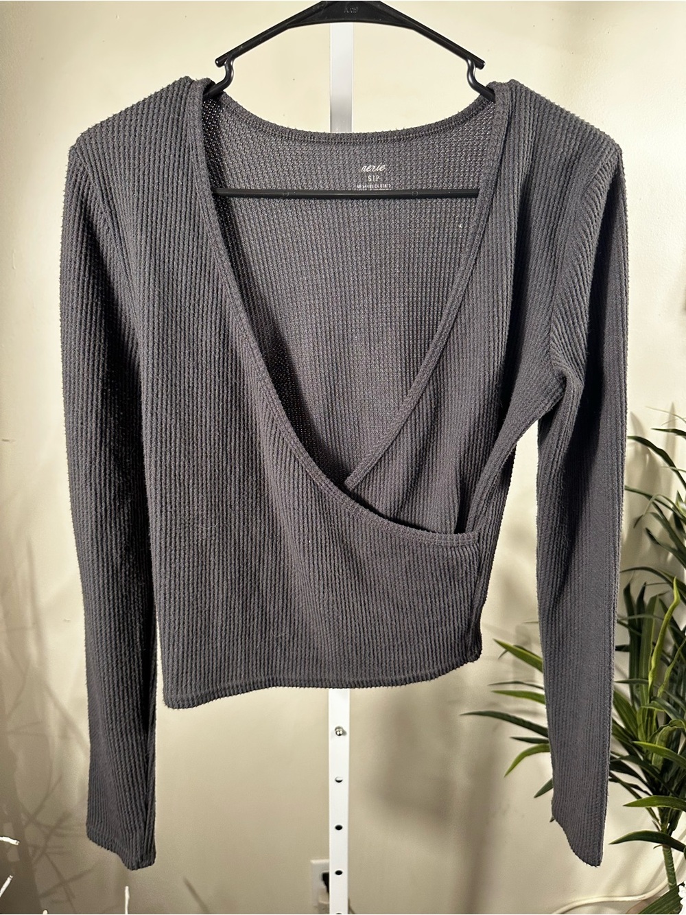 N206. Aerie Charcol Waffle knit Faux Wrap Ribbed Crop Top